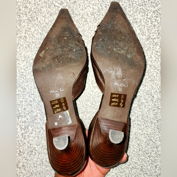 Aldo | Metallic Brown | Izzy Knot |Leather | Pointed Toe | Kitten Heels | Size 8 - Picture 11 of 12